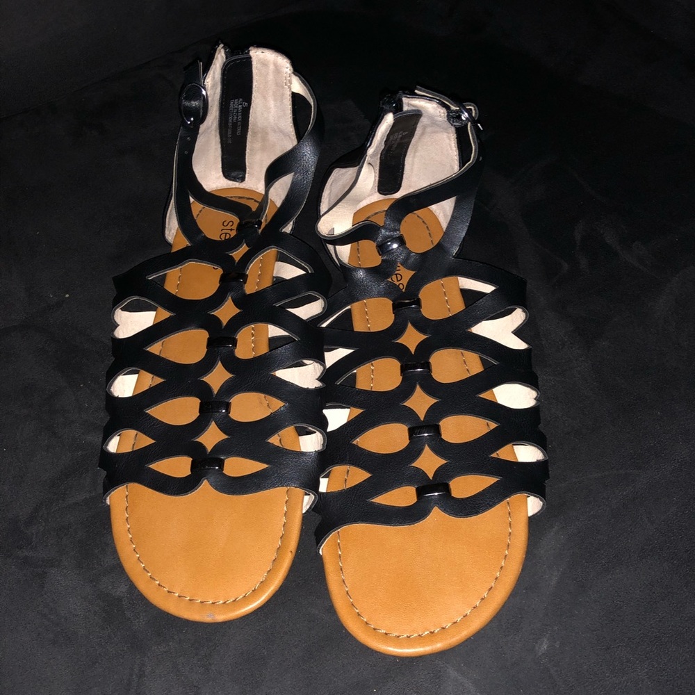 Stevies black sandals